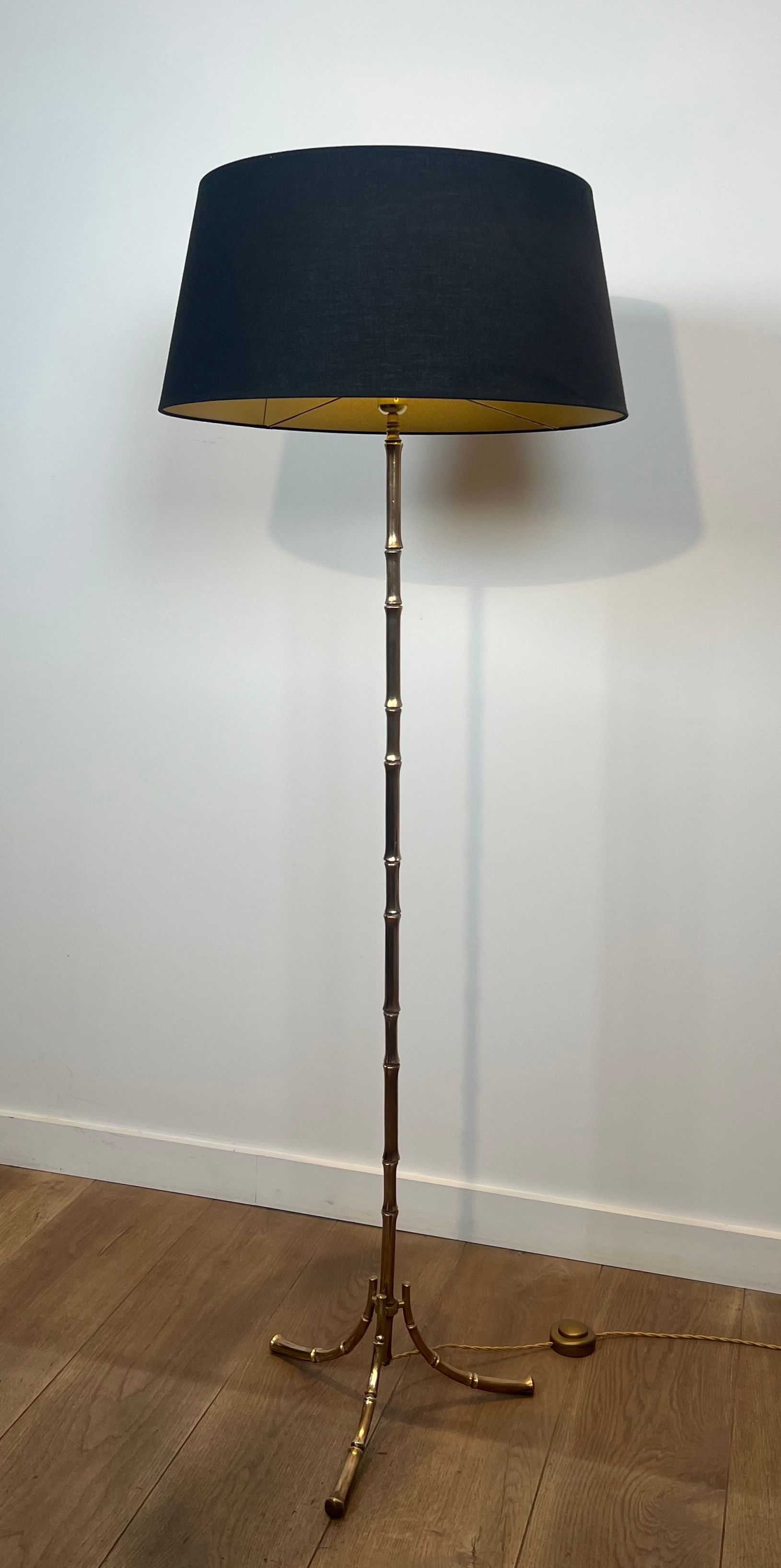 Lampadaire de Parquet en Bronze Façon Faux-Bambou de la Maison Baguès
