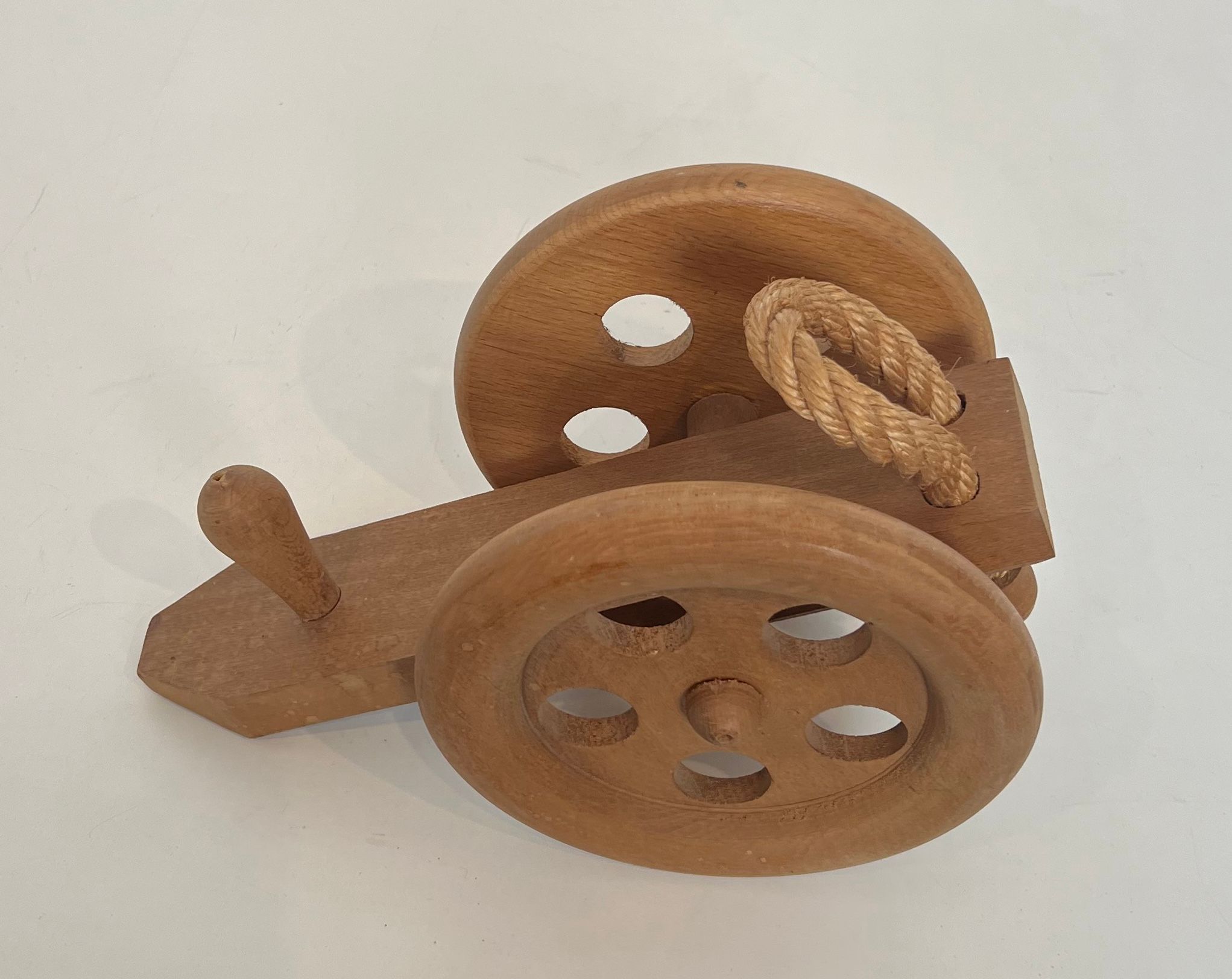 Wood and Rope Bottle Holder by Audoux Minet
