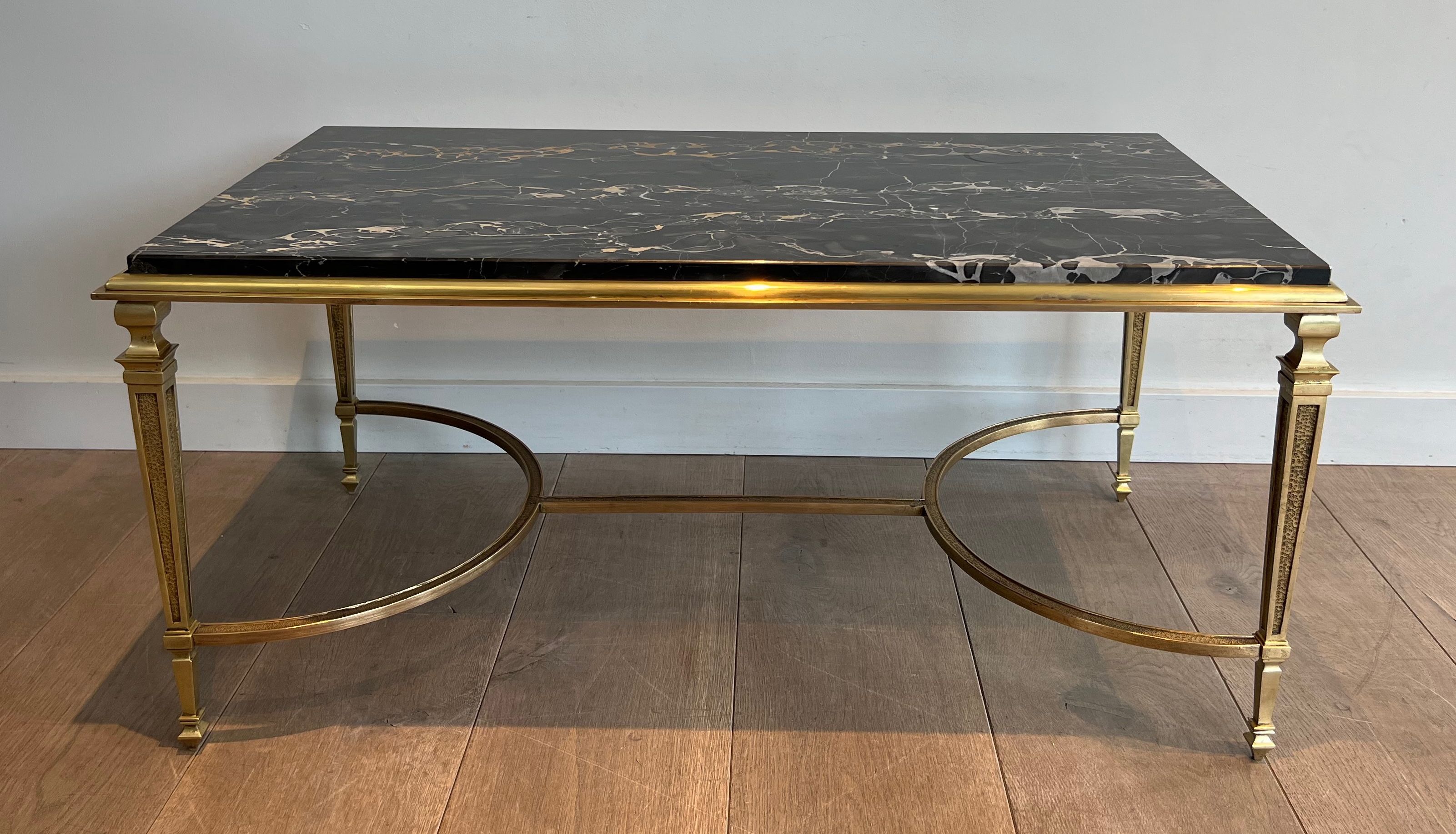 Table Basse en Bronze et Plateau de Marbre Portor Noir dans le Goût de la Maison Jansen