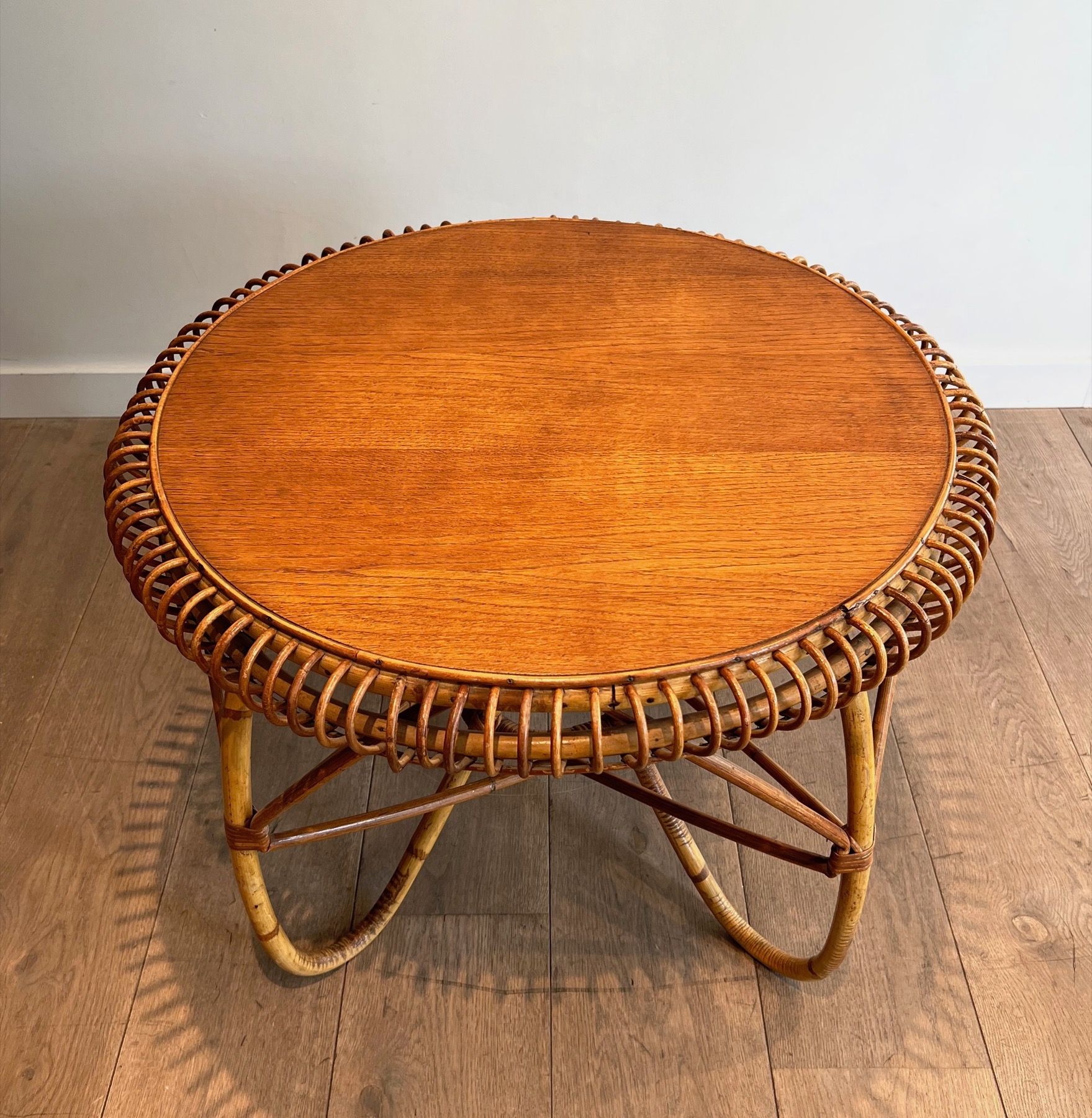 Table Basse Ronde en Rotin dans le Goût de Franco Albini