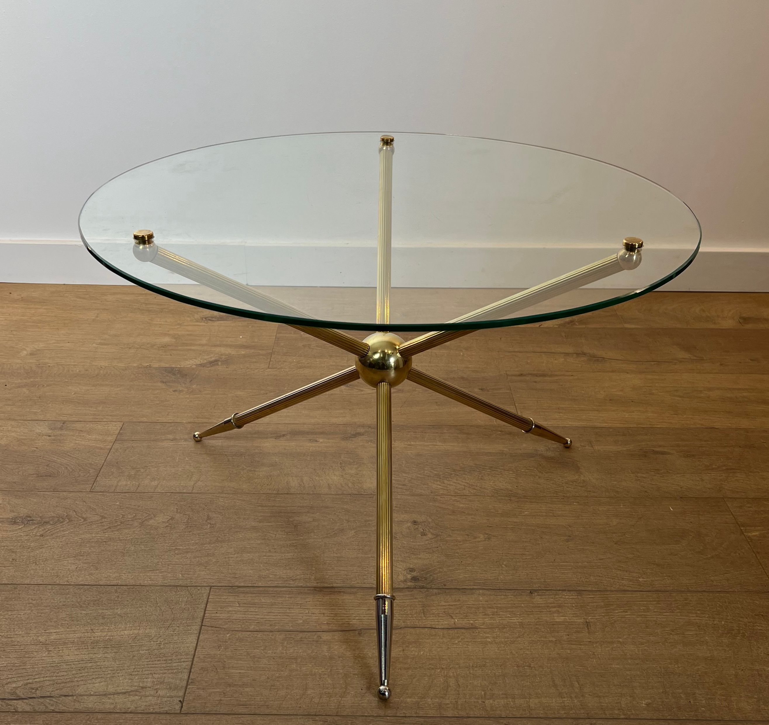 Design Round Tripode Brass Coffee Table