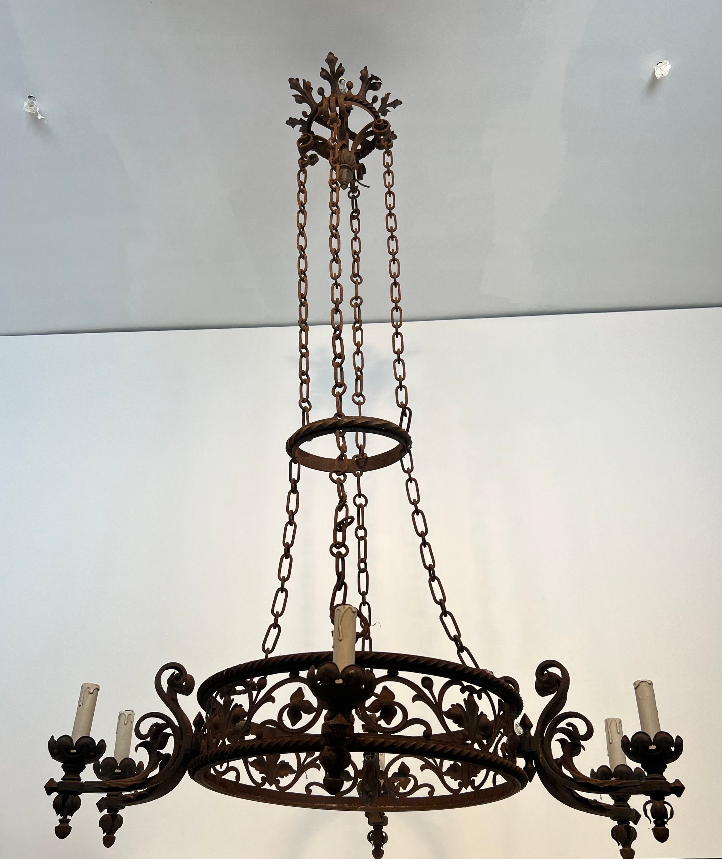 Important Wrought Iron Castle Chandelier with 6 Arms in the Gothic Style