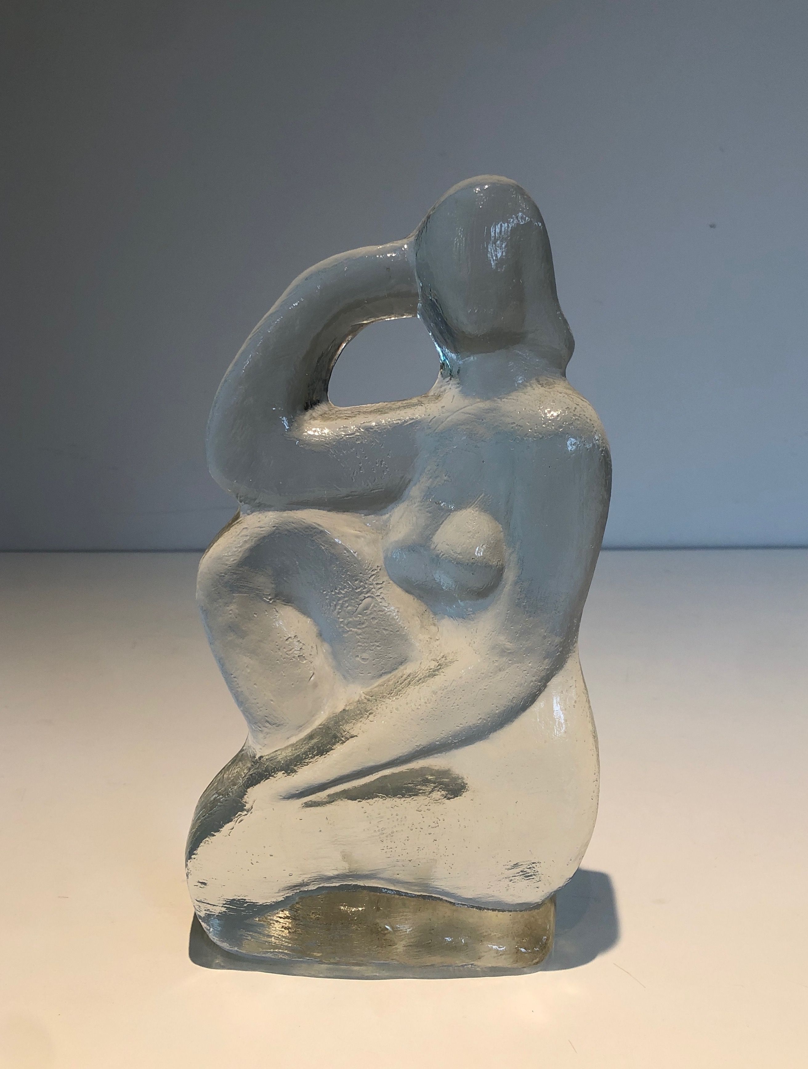 Sculpture en Verre Représentant une Femme
