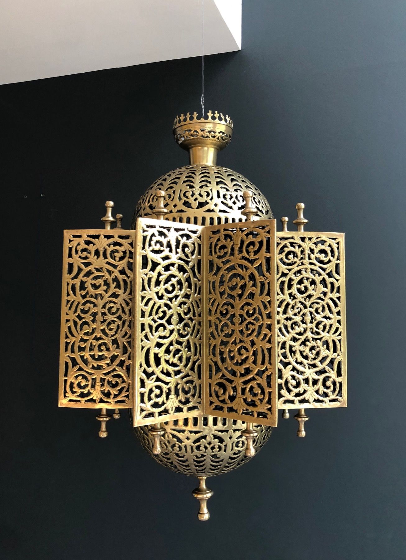 Exceptional Brass Oriental Lantern