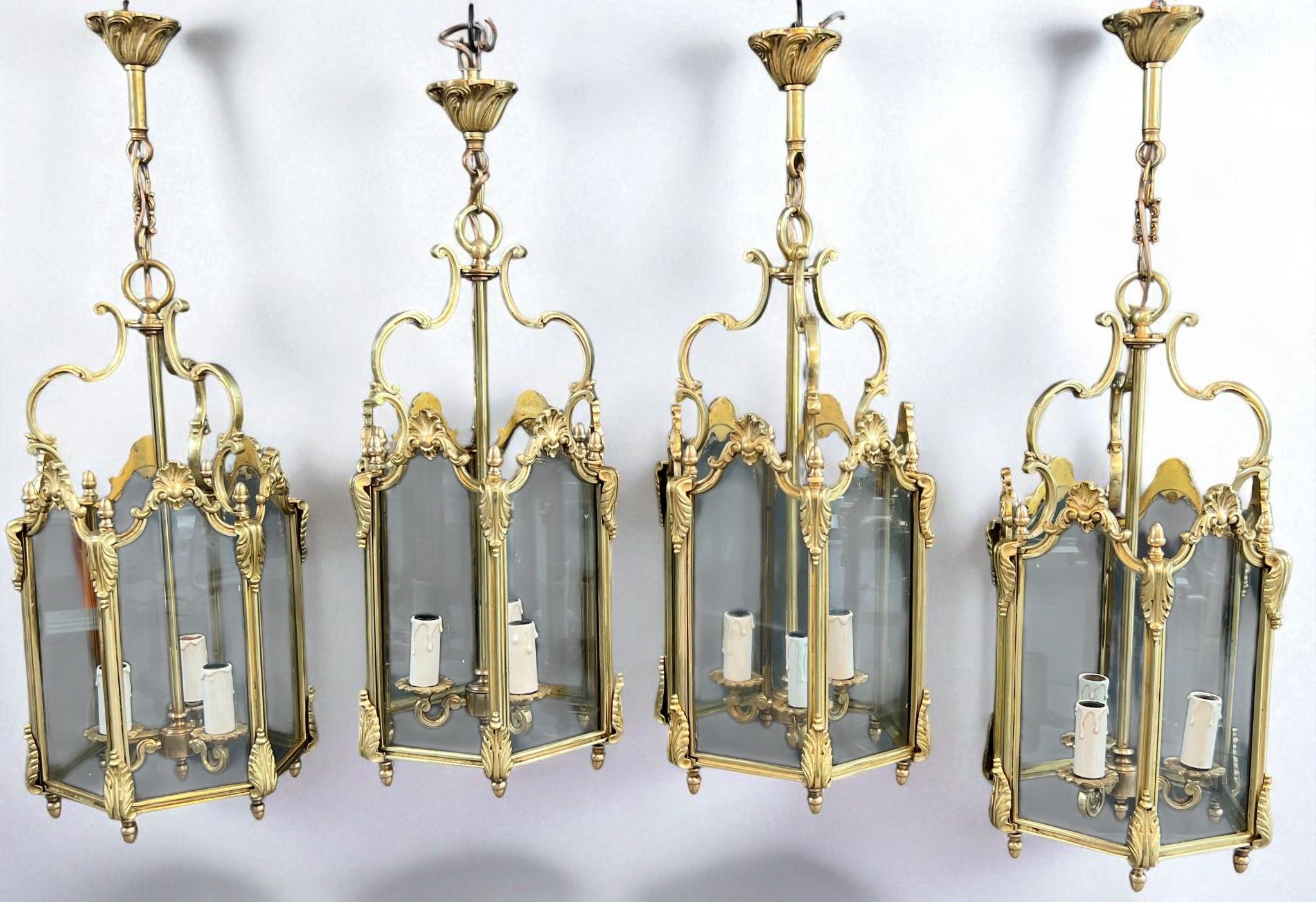 Set of 4 Bronze and Glass Lanterns with 6 Sides in the Louis XV style