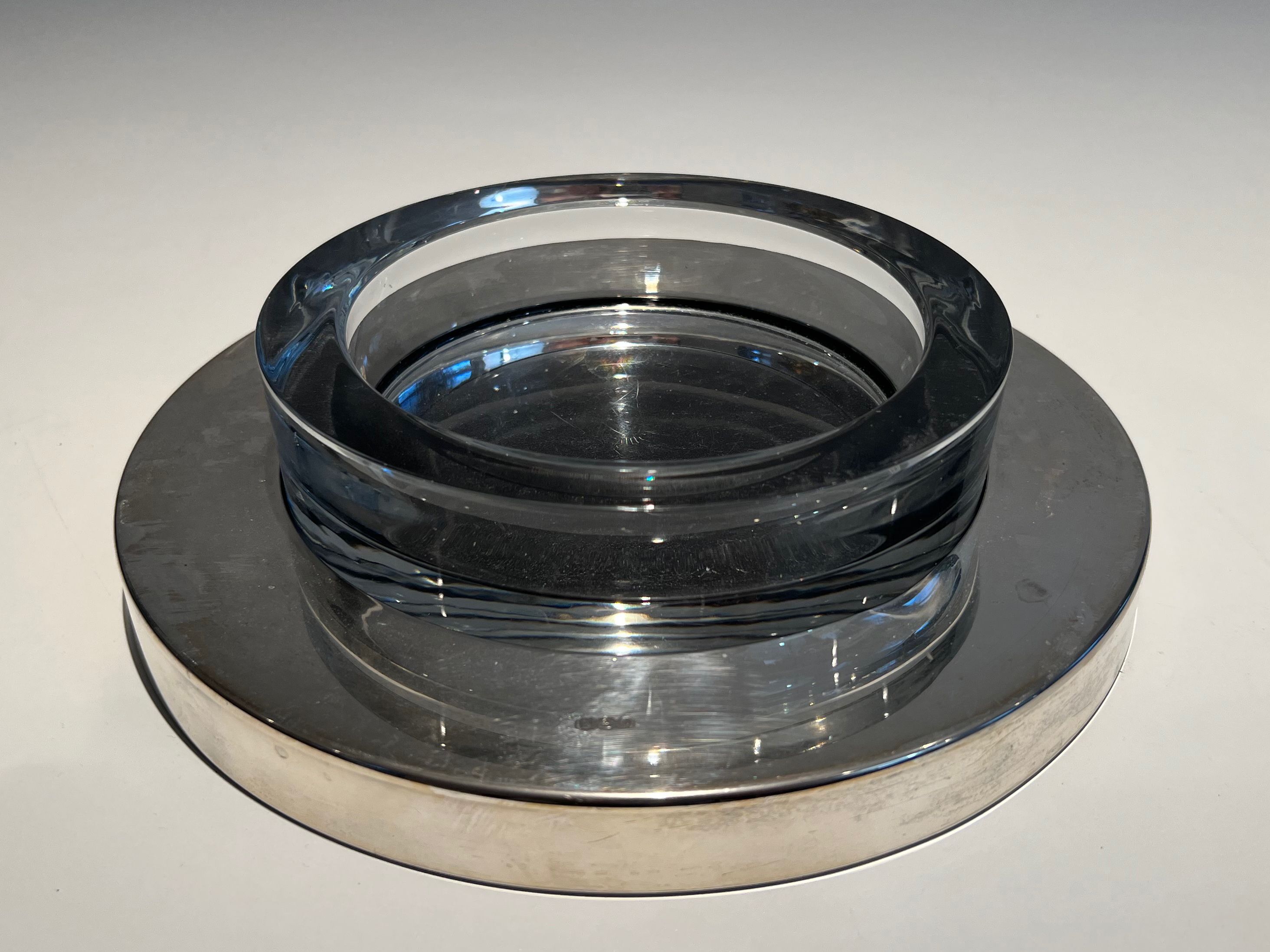 Round Glass Vide-Poche on a Chromed Base