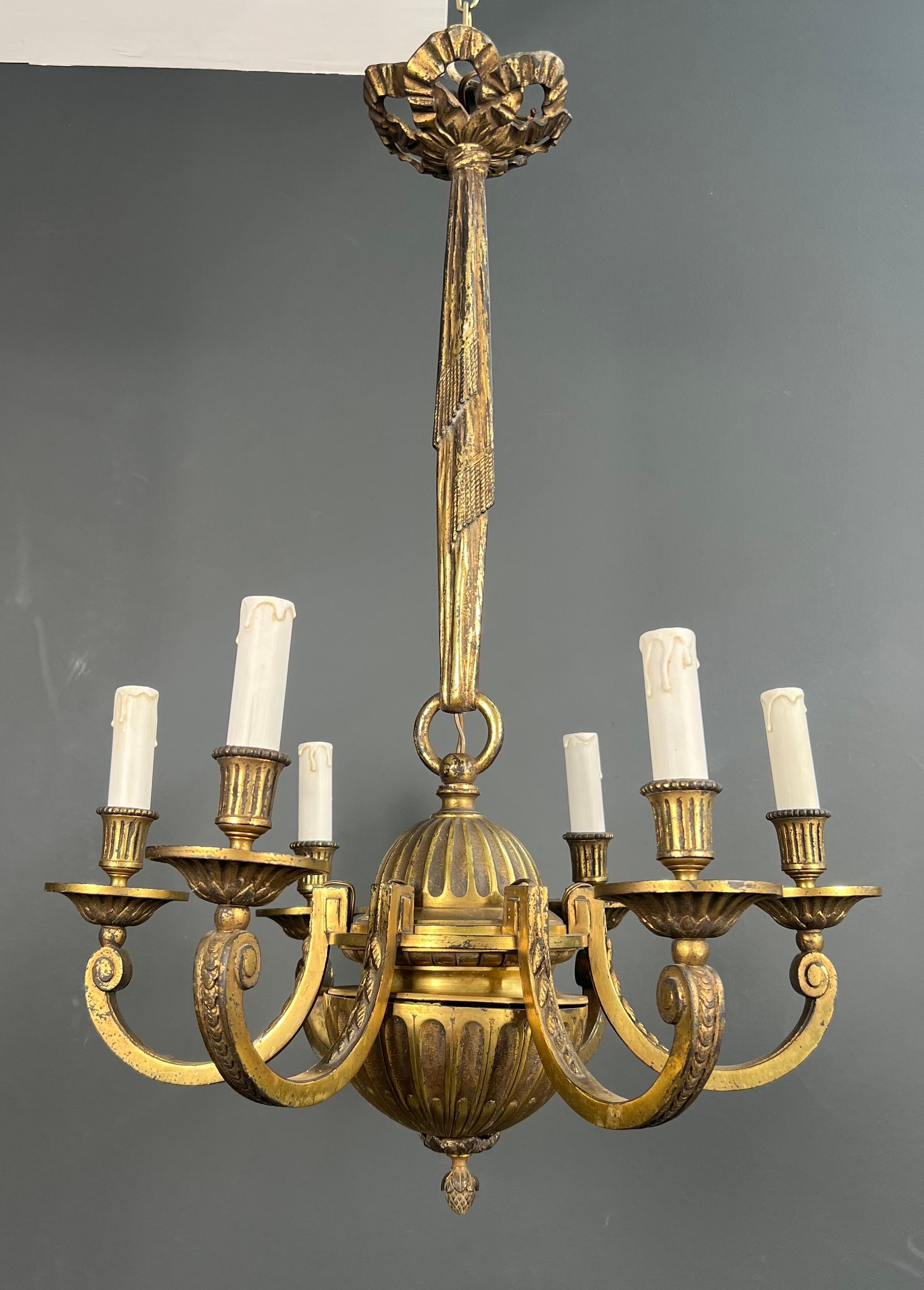 6 Arms Bronze Chandelier in the Style of Louis the 16th