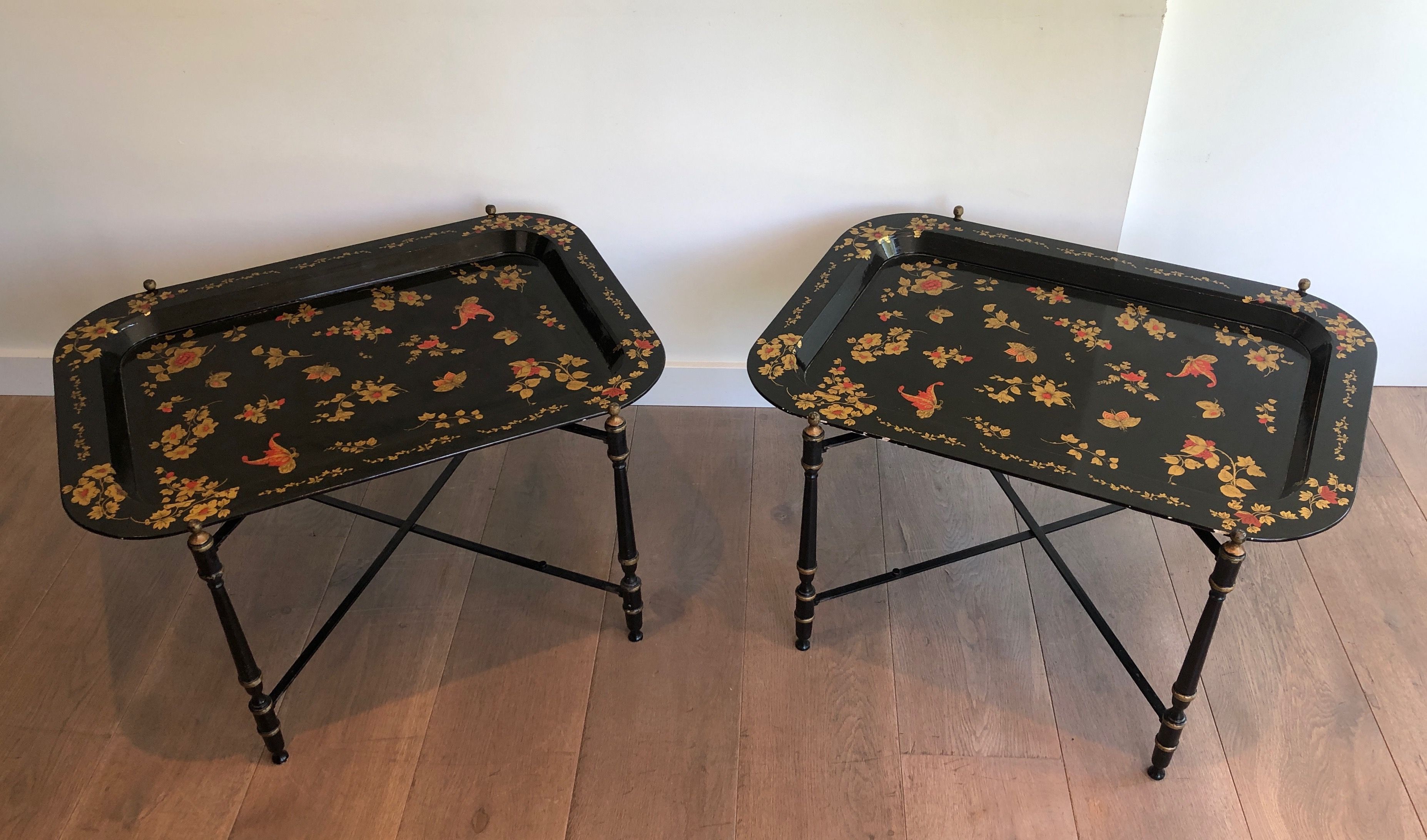 Paire de Bouts de Canapé à Plateaux Amovibles Laqués