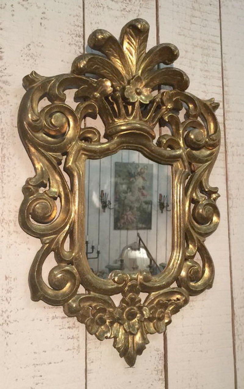 Miroir italien en bois doré. Vers 1920