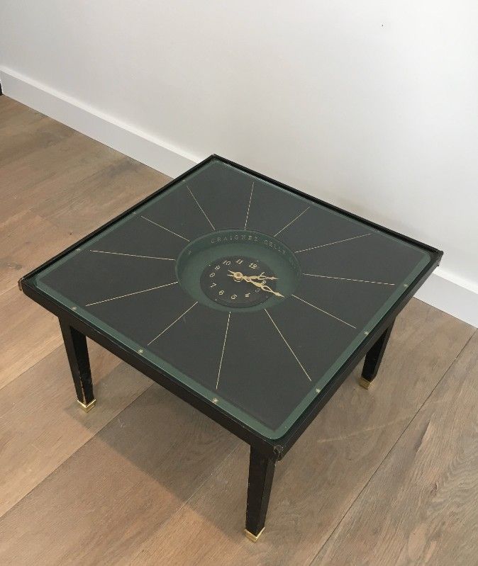 Rare Petite Table Pendule en Cuir et Laiton. Dans le goût de Jacques Adnet