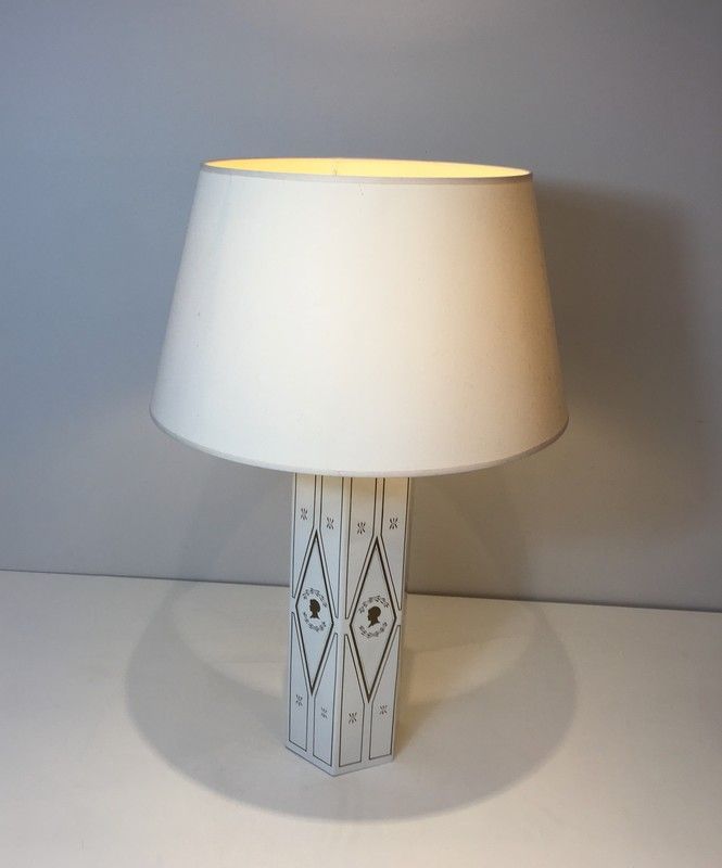 Lampe de Style Néoclassique en Tôle Laquée Blanche à Décors Dorés