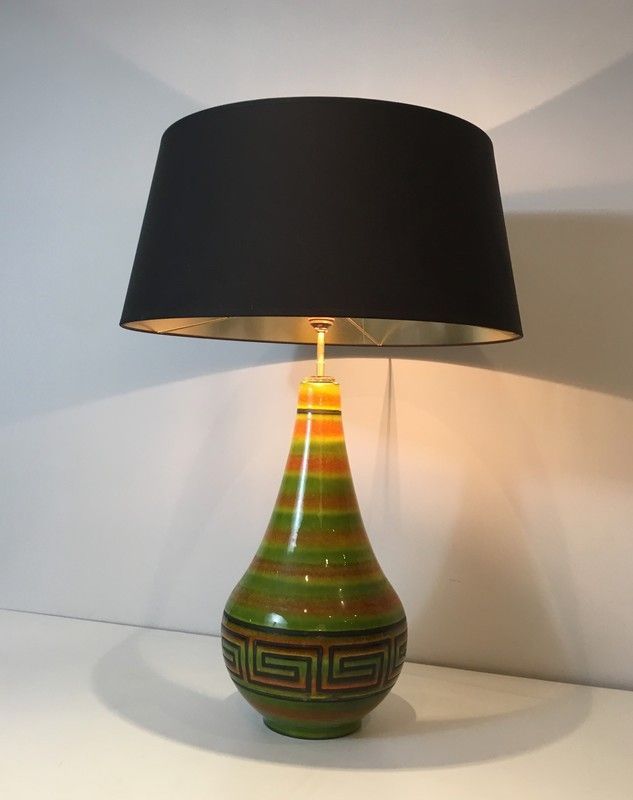 Lampe en Céramique à Décor de Clés Grecques