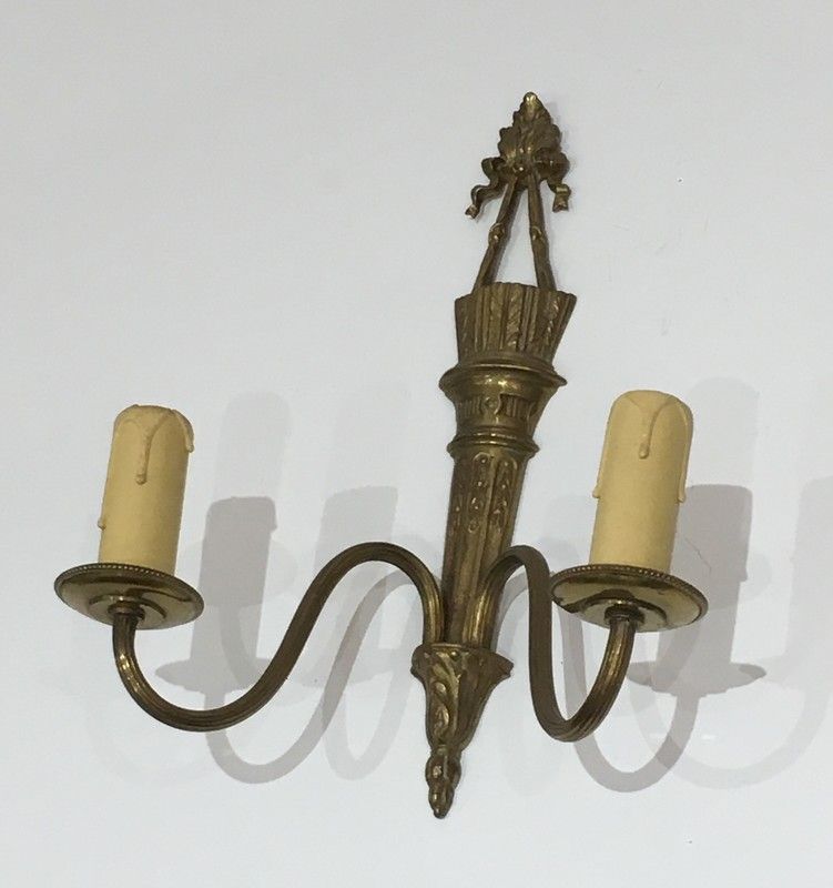 Paire d'Appliques De Style Louis XVI En Bronze Au Carquois Et Rubans