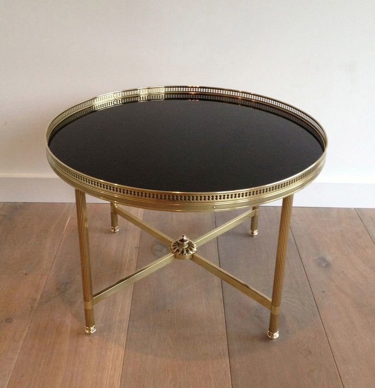 Table Basse en Laiton et Plateau de Verre Laqué Noir de la Maison Baguès