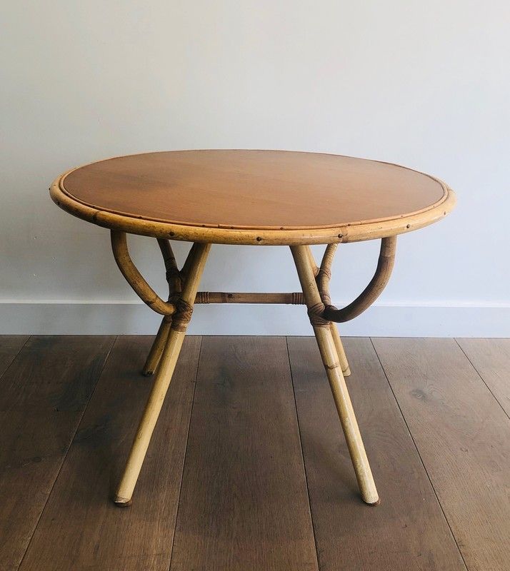 Petite Table Basse en Rotin à Plateau de Bois