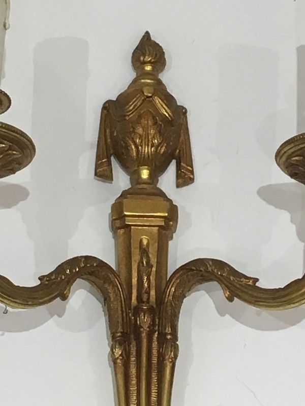 Paire d'Appliques en Bronze de Style louis XVI