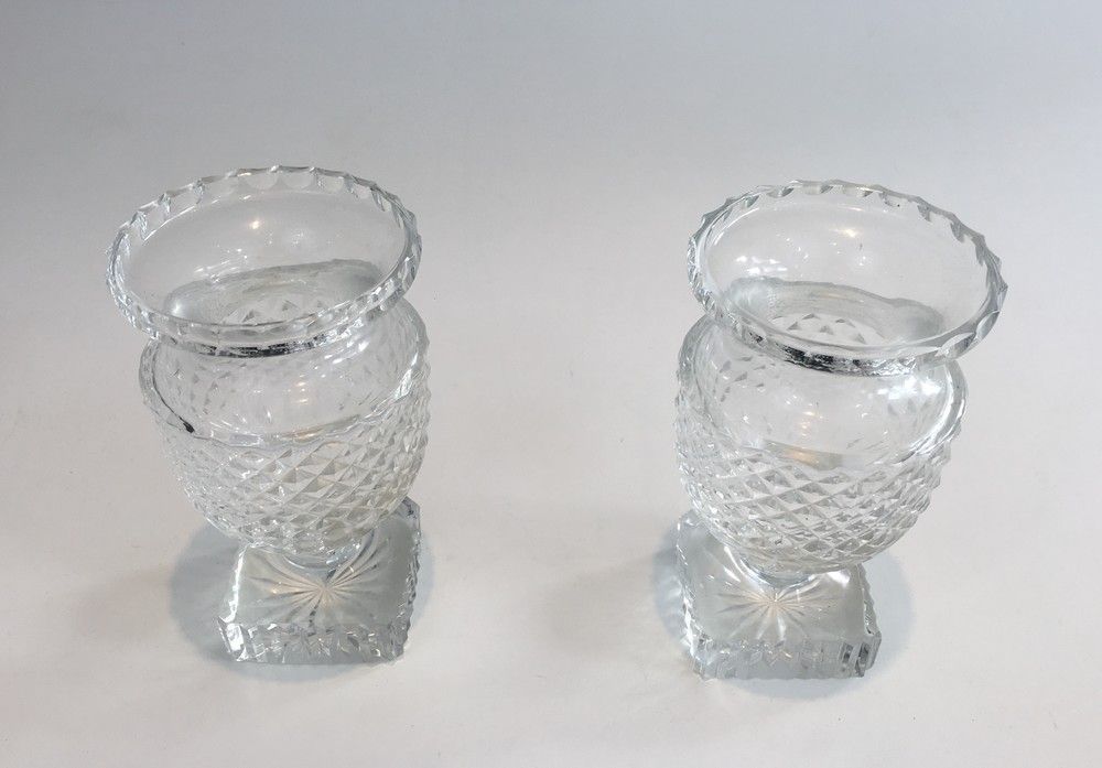 Paire de Vases en Cristal de Style Médicis