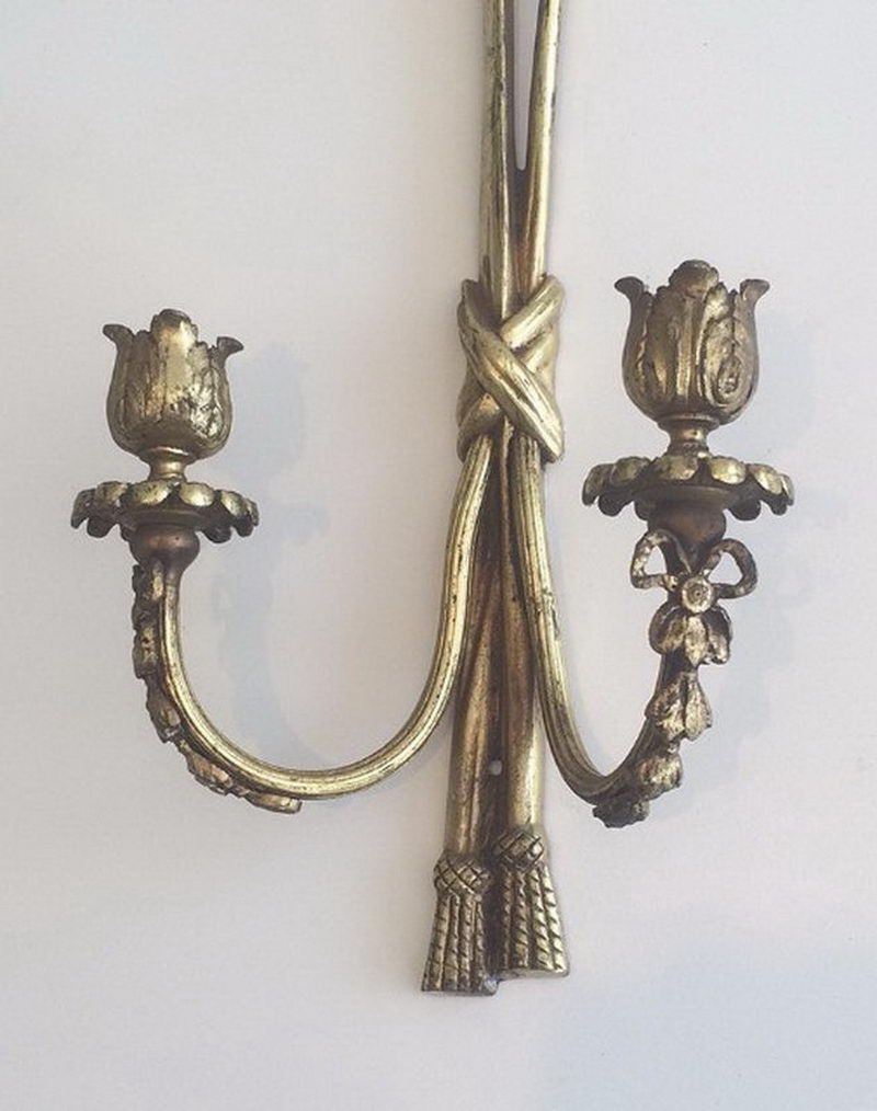 Paire d'Appliques de Style Louis XVI en Bronze