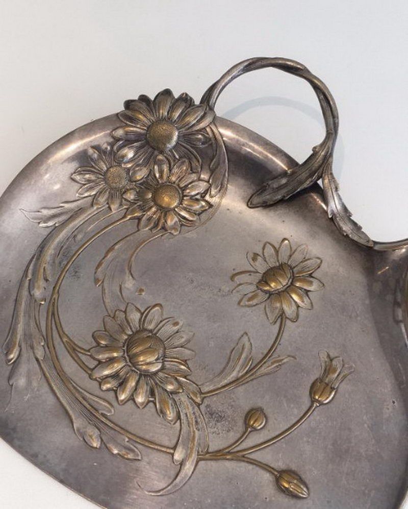 Ramasse-miettes Art Nouveau en métal argenté et laiton
