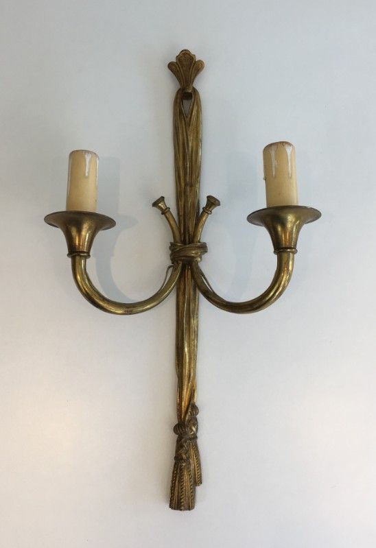 Importante Paire d'Appliques en Bronze de style Louis XVI à décors de Noeuds et Rubans