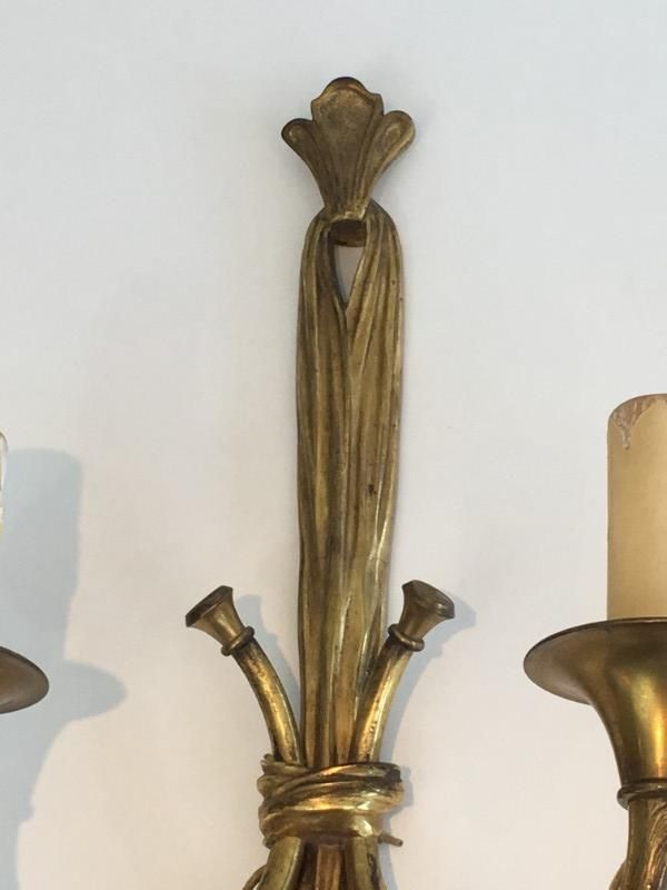 Importante Paire d'Appliques en Bronze de style Louis XVI à décors de Noeuds et Rubans