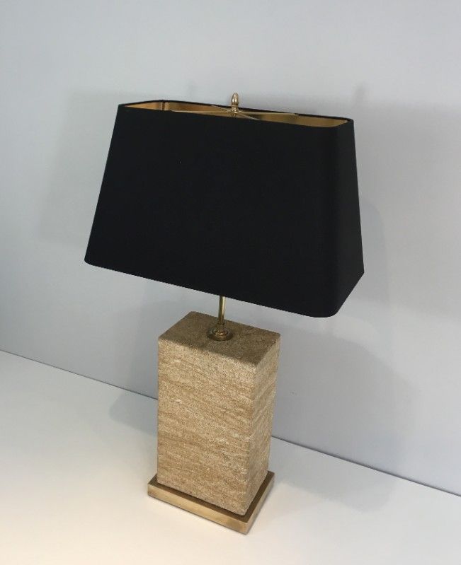 Importante Lampe en Pierre reconstituée et Laiton