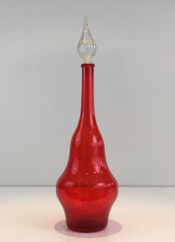 Grande Bouteille Design en Verre Rouge