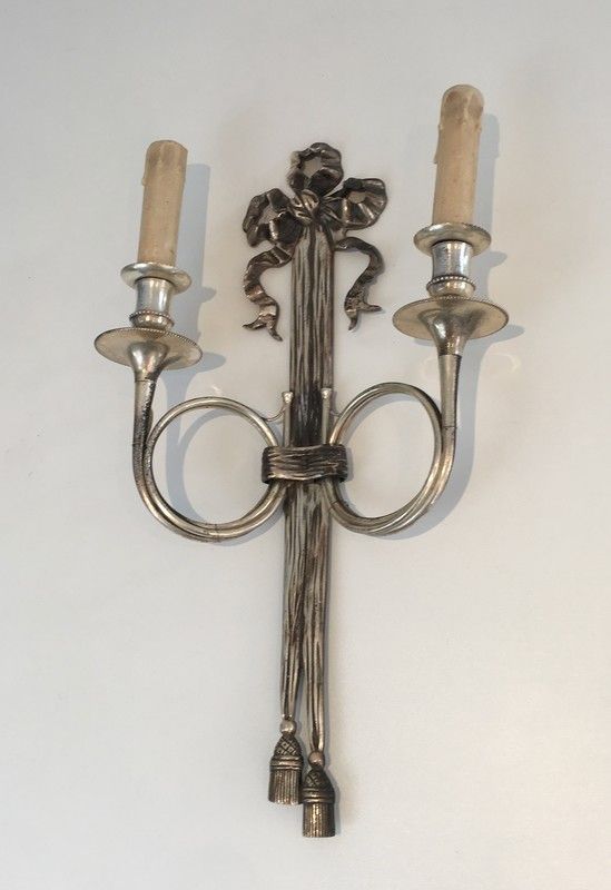 Paire d'Appliques en Bronze Argentées. Maison Baguès