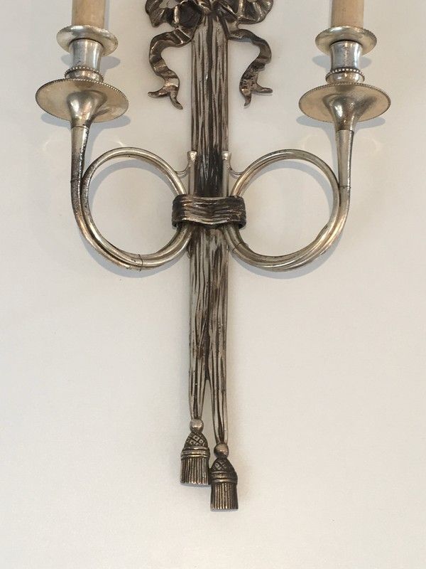 Paire d'Appliques en Bronze Argentées. Maison Baguès