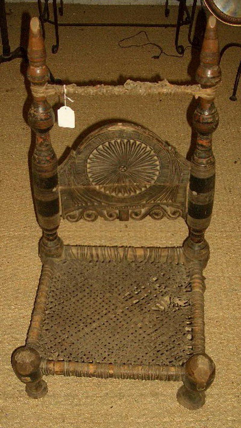 Chaise en Bois Afghane