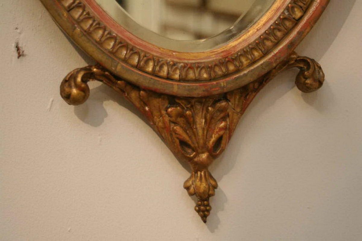 Miroir de Style Louis XVI en Bois Doré. Travail Français. Vers 1930