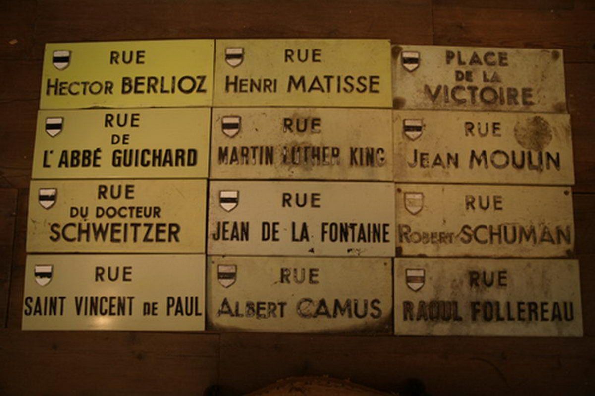 Unique Art Work made of an old city street names zinc plaques