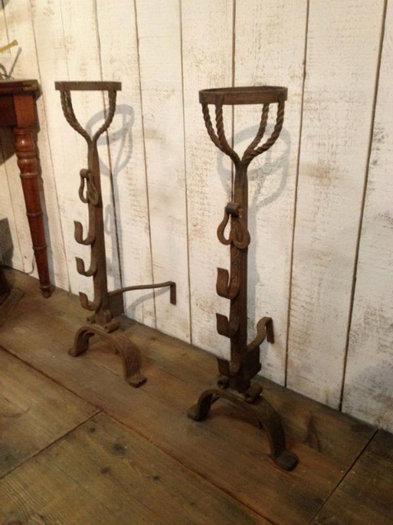 Importante Paire de Landiers (Chenets) en Fer Forgé. Travail Français. Vers 1900