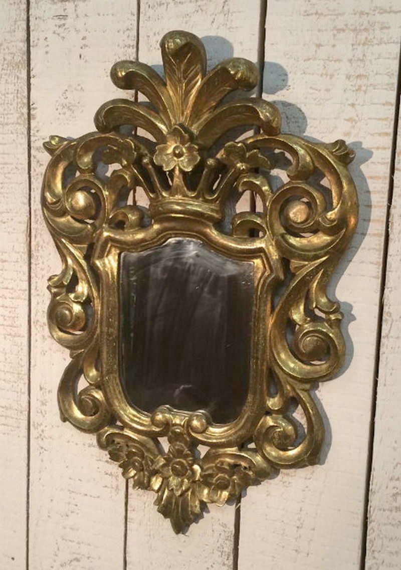Miroir italien en bois doré. Vers 1920