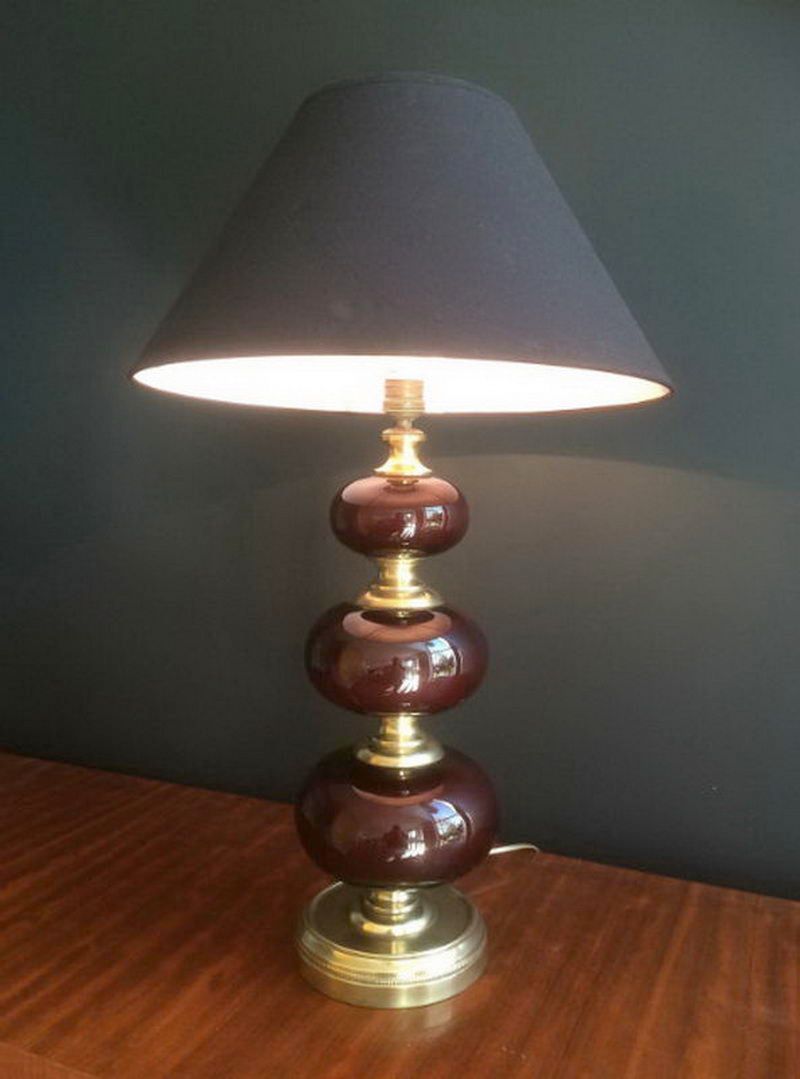 Lampe en Laiton et Verres de Couleur Rouge