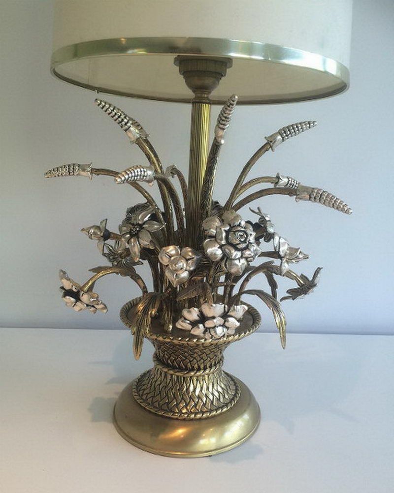 Lampe représentant un Bouquet de Fleurs en Laiton et Métal Argenté