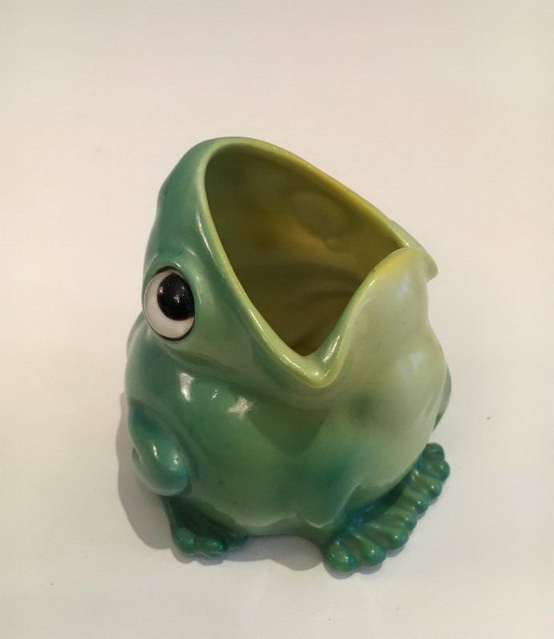 Grenouille stylisée en porcelaine. Dans le style de Marcel Sandoz