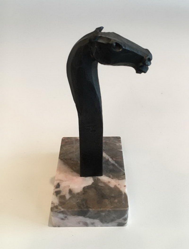 Sculpture Représentant une Tête de Cheval Stylisée. Freddy Franckaert Kuntsmind