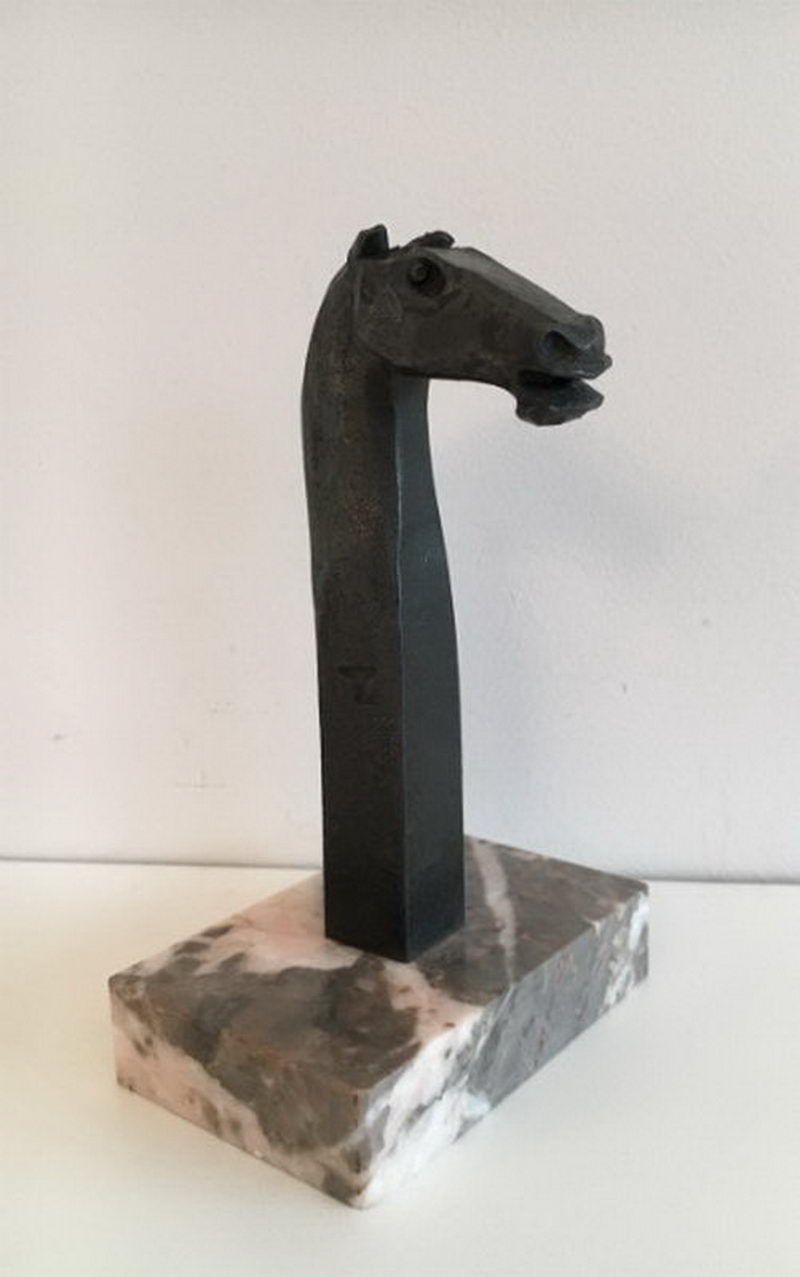 Sculpture Représentant une Tête de Cheval Stylisée. Freddy Franckaert Kuntsmind