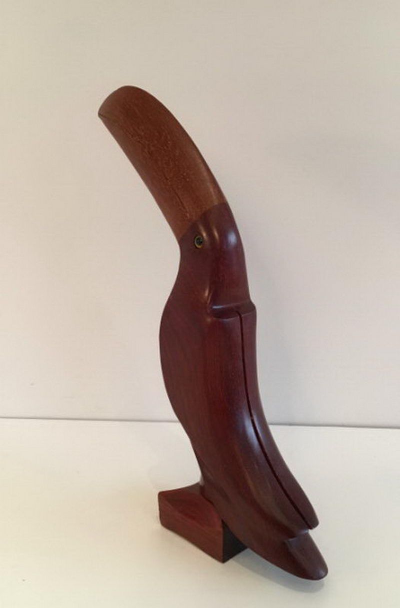 Sculpture d'un Beau Toucan Stylisé en Bois Exotiques et Yeux en Verre