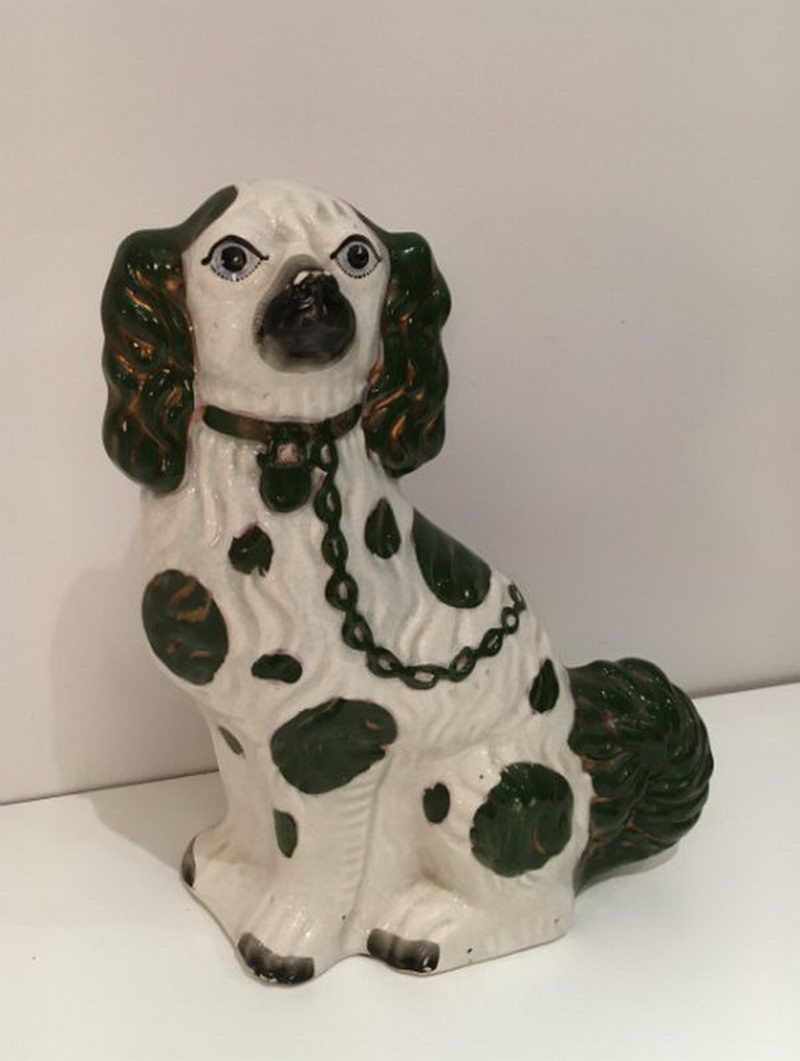 King-Charles Marron et Blanc. Staffordshire