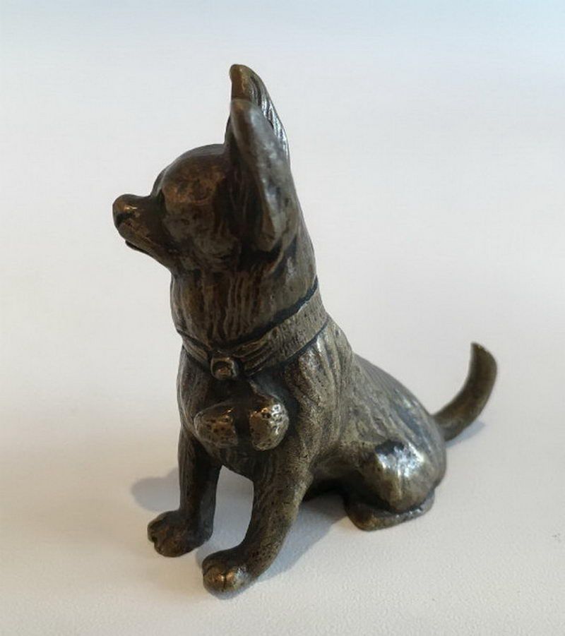 Petit Chien en Bronze