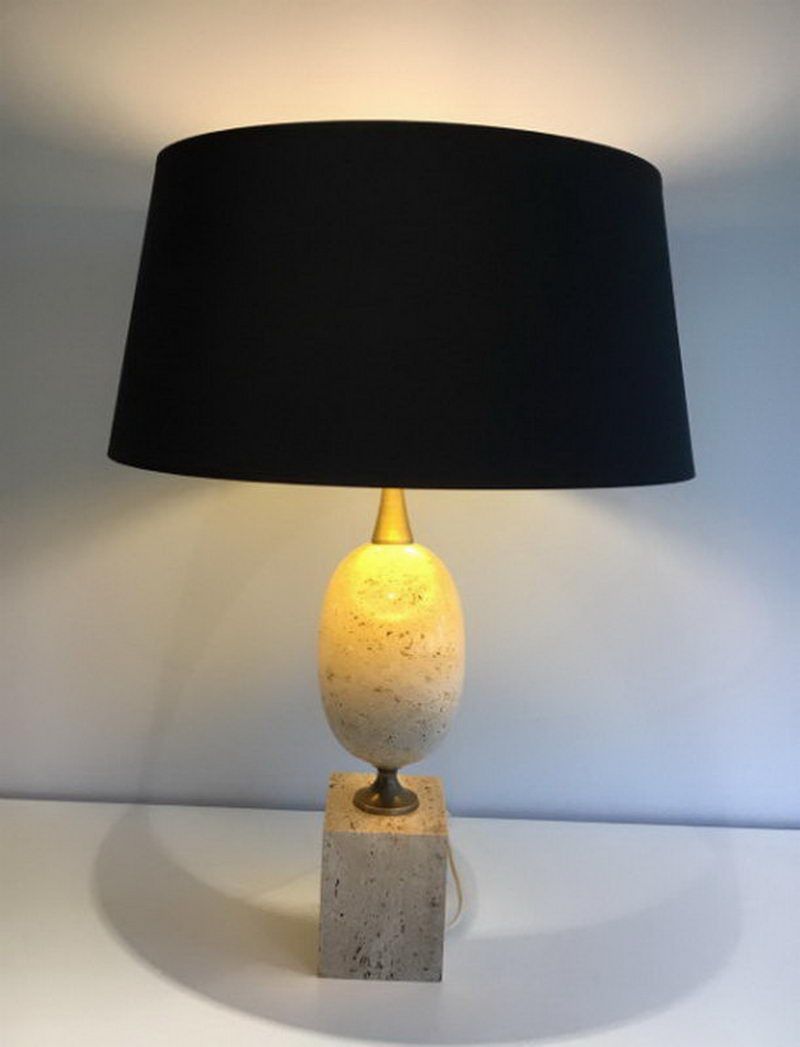 Grande Lampe en Travertin. Philippe Barbier