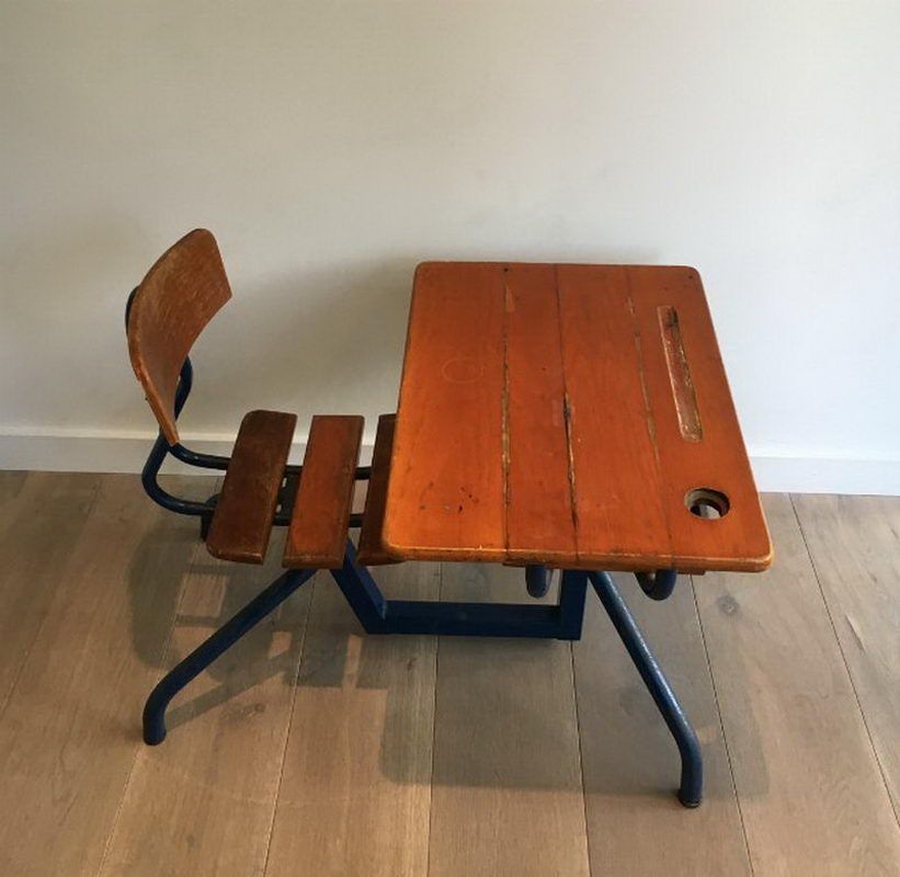 Petit Bureau d'Enfant en Bois et Métal