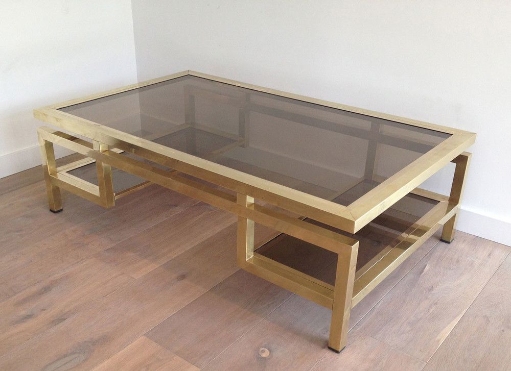 Rare Importante Table Basse en Laiton à Plateaux de verres Fumés